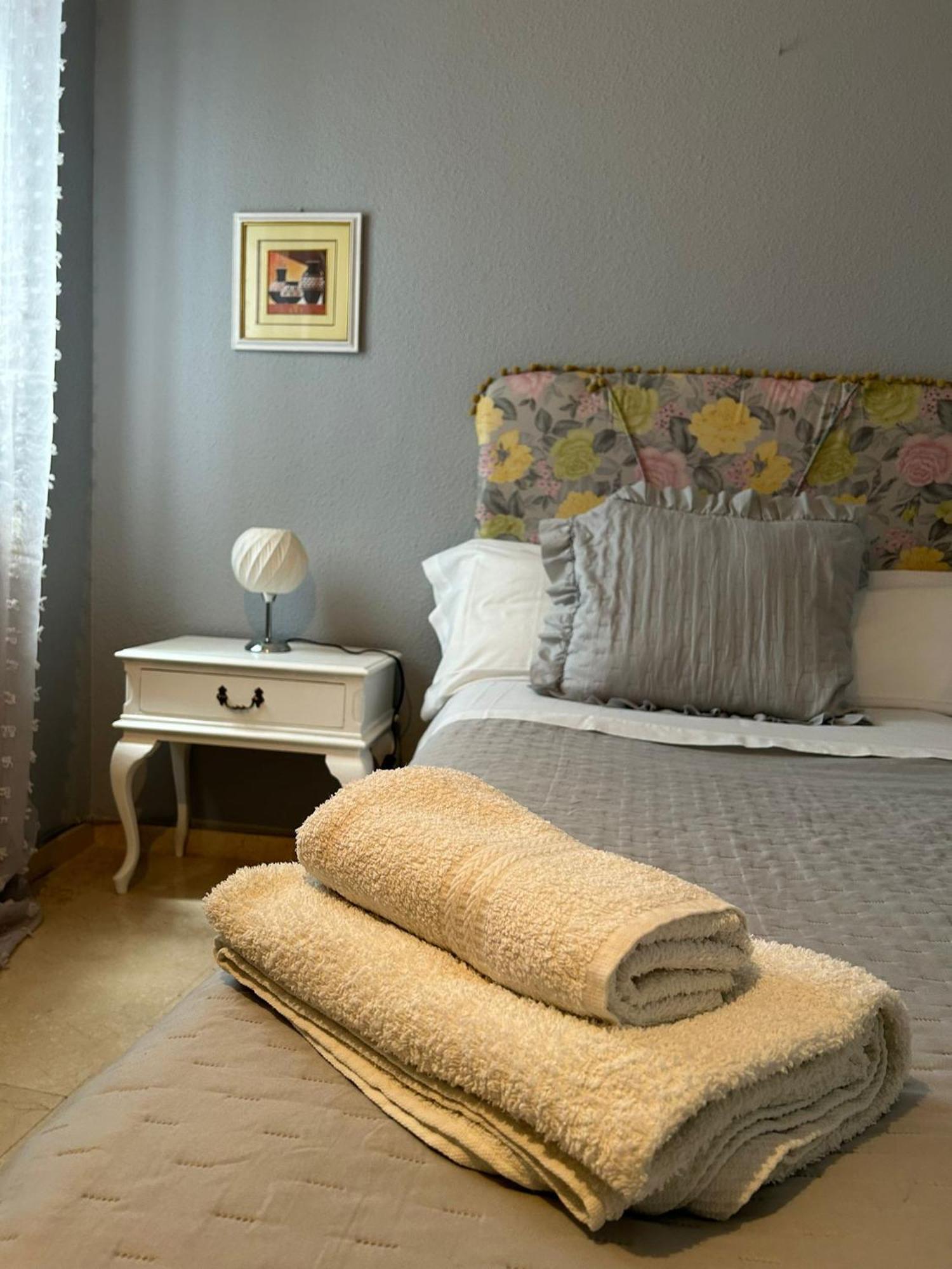 Apartamento La Iglesia Almodovar del Rio Ngoại thất bức ảnh